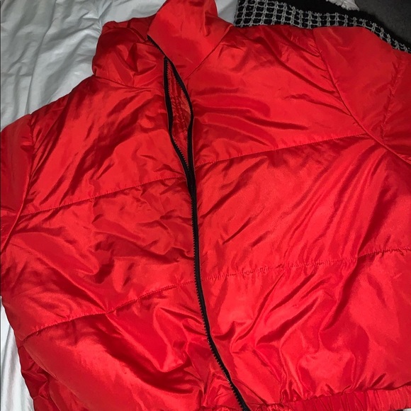 Cropped Puffer / Bomber Jacket - Picture 2 of 4